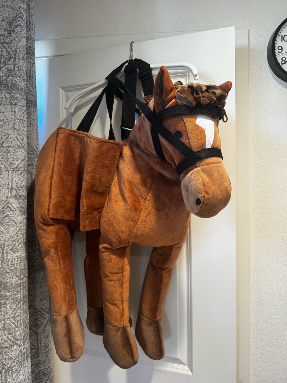 Hanna Andersson Plush Brown Horse Ride-On Costume with White Blaze - Picture 4 of 5